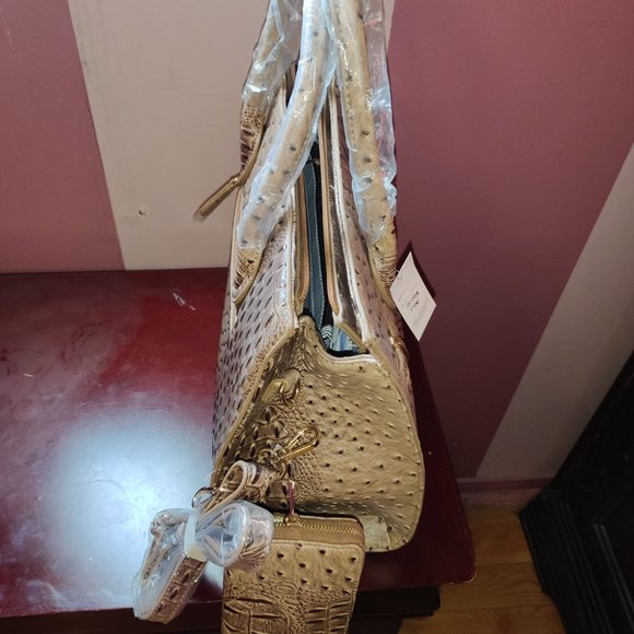 Brand new croc-embossed women's handbag and wallet set - Picture 5 of 6